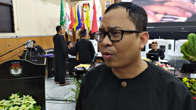 Ketua KPU Jabar Rifqi Ali Mubarok. Foto: Rachmadi Rasyad/kumparan