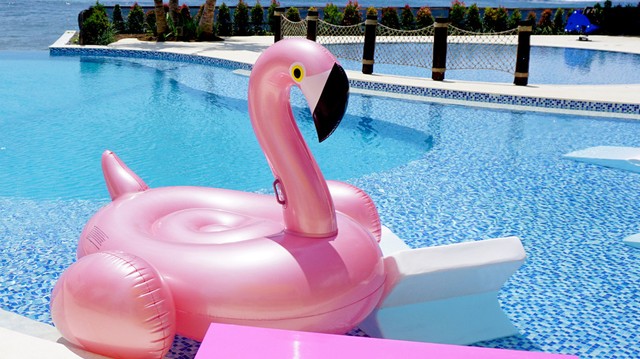 Menikmati family beach club di Flamingo Bali Foto: Dok. Flamingo Bali