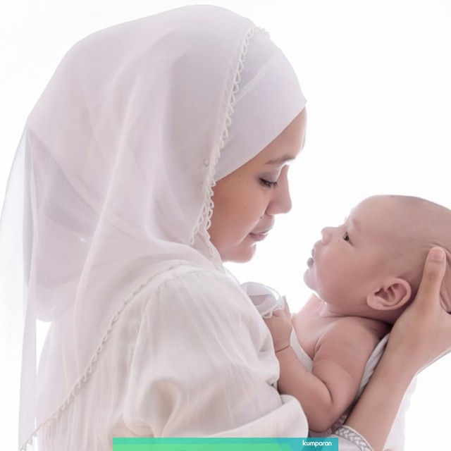 Ibu dan bayi Foto: Shutterstock