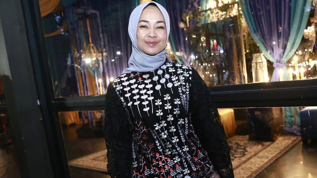 Mantan Puteri Indonesia, Alya Rohali saat hadir di acara launching salah satu produk di kawasan Patiunus, Kebayoran Baru, Jakarta, Senin, (13/5/2019). Foto: Ronny/Kumparan