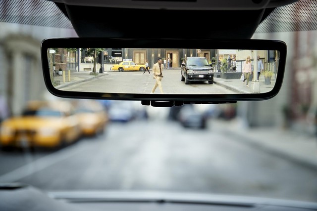 Ilustrasi Rear View Mirror Foto: dok. Topspeed
