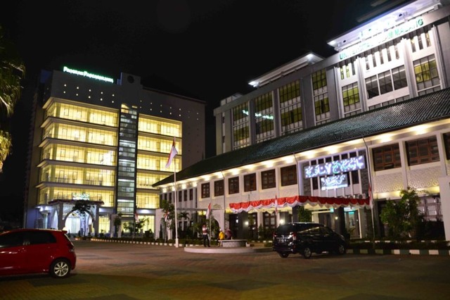 Gedung Pascasarjana Unisma terlihat megah.(foto-foto dokumen).