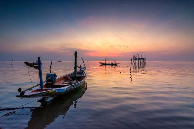 Sunset di Pantai Kenjeran Foto: Shutter Stock