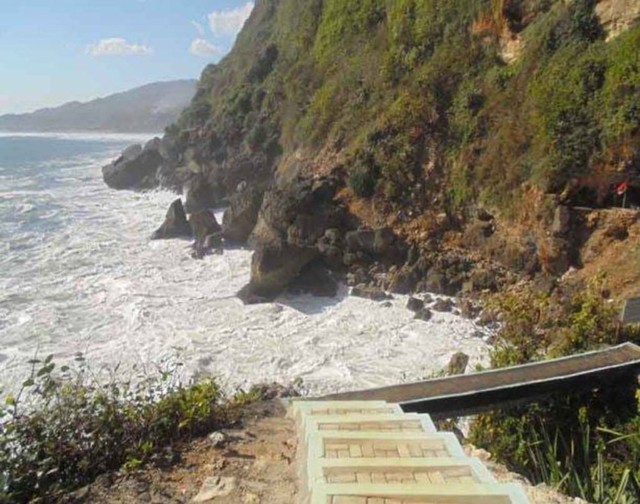 Goa Langse di Kawasan Pantai Parangtritis, Bantul. Foto: Istimewa.