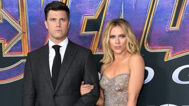 Scarlett Johansson dan Colin Jost. Foto: AFP/VALERIE MACON