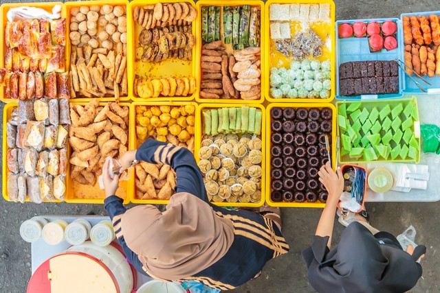 com-Ilustrasi jajanan pasar Foto: Shutterstock