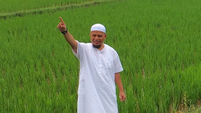 Arifin Ilham. Foto: Facebook @K. H. Muhammad Arifin Ilham