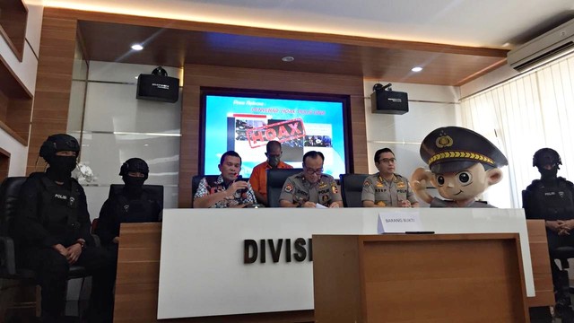 Polisi tangkap penyebar hoaks Polisi asal China. Foto: Mirsan Simamora/kumparan