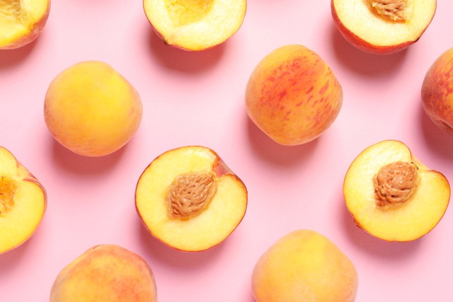 Ilustrasi Buah Peach Foto: Shutterstock/New Africa