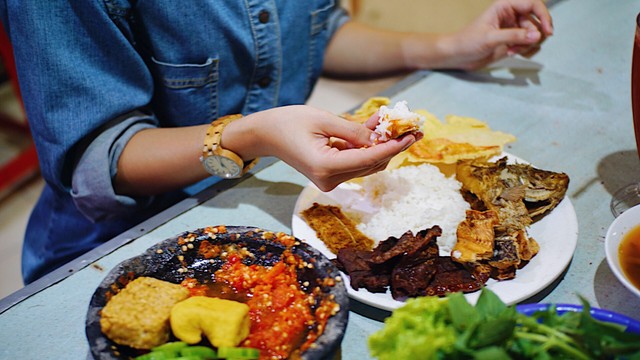Makanan di Ampera 2 Tak Foto: Mela Nurhidayati Syamsiyah/kumparan