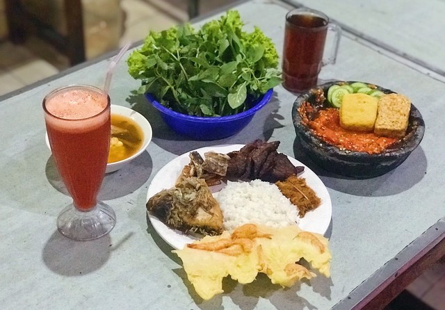 Makanan di Ampera 2 Tak Foto: Toshiko/kumparan
