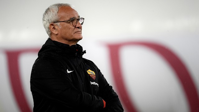 Claudio Ranieri di laga terakhirnya bersama Roma. Foto: AFP/Filippo Monteforte