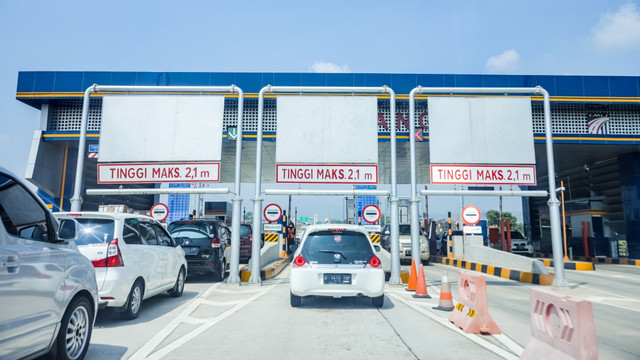 Ilustrasi gerbang tol Foto: Shutterstock
