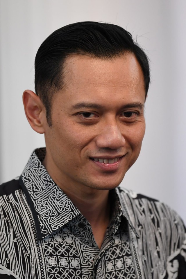 Komandan Komando Satuan Tugas Bersama (Kogasma) Partai Demokrat Agus Harimurti Yudhoyono (AHY) saat bertemu Presiden Joko Widodo di Istana Merdeka, Jakarta. Foto: ANTARA FOTO/Wahyu Putro A