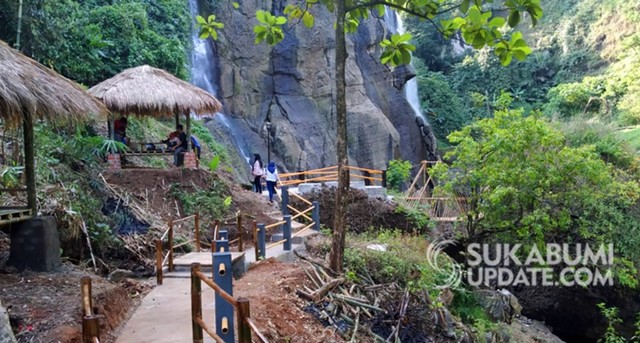 Curug Caweni Kecamatan Cidolog, Kabupaten Sukabumi yang saat ini sudah dipoles menjadi semakin tertata. | Sumber Foto:Demmi Pratama
