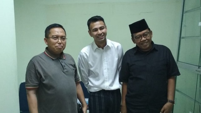 Raffi Ahmad di kantor Majelis Ulama Indonesia. Foto: Ainul Qalbi/kumparan