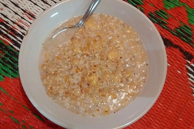 Memek basah, makanan dengan nama unik dari Simeulue. Foto: Ahmadi untuk acehkini