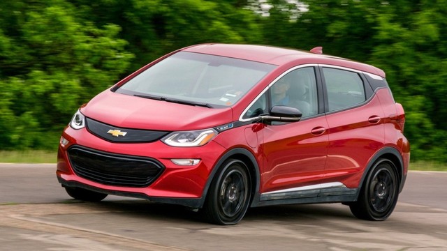 Ban Michelin Uptis pada Chevrolet Bolt Foto: dok. Carscoops