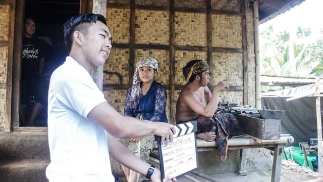 Warga desa pun berperan dalam fim ini. Termasukdengan menjadi aktornya (RLS)