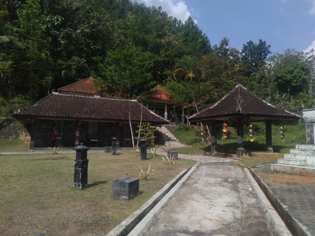 Kawasan bagian dalam Sapta Tirta Pablengan yang terletak di Desa Pablengan, Kecamatan Matesih, Kabupaten Karanganyar. (Fernando Fitusia)