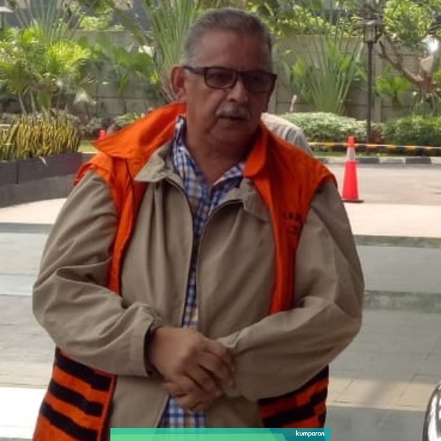 Eks dirut PLN Sofyan Basir usai jalani pemeriksaan. Foto: Aprilandika Pratama/kumparan