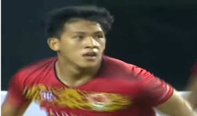 Eksel Timothy Joseph Runtukahu saat bermain bersama Kalteng Putra