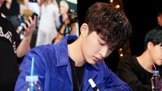 B.I iKON (Facebook/@OfficialYGiKON)