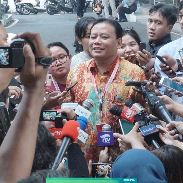 Ketua Bawaslu, Abhan saat diwawancara di Mahkamah Konstitusi, Rabu, 12 Juni 2019. Foto: Helmi Afandi Abdullah/kumparan