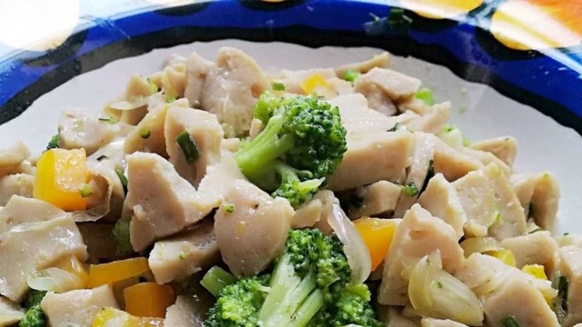 Tumis Bakso Brokoli & Wortel (17 M+)