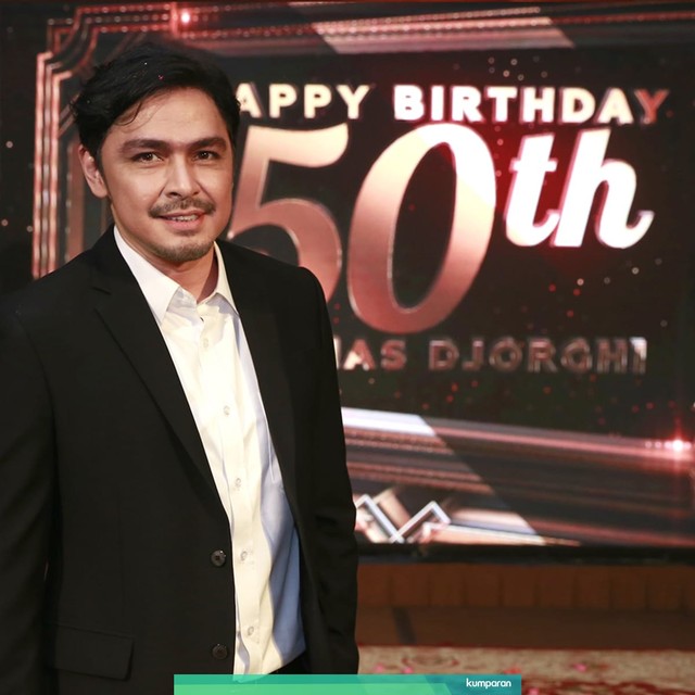 Penyanyi dangdut Thomas Djorghi di acara ulang tahunnya ke50 di hotel Dharmawangsa, Jakarta, Rabu, (12/6). Foto: Ronny/kumparan