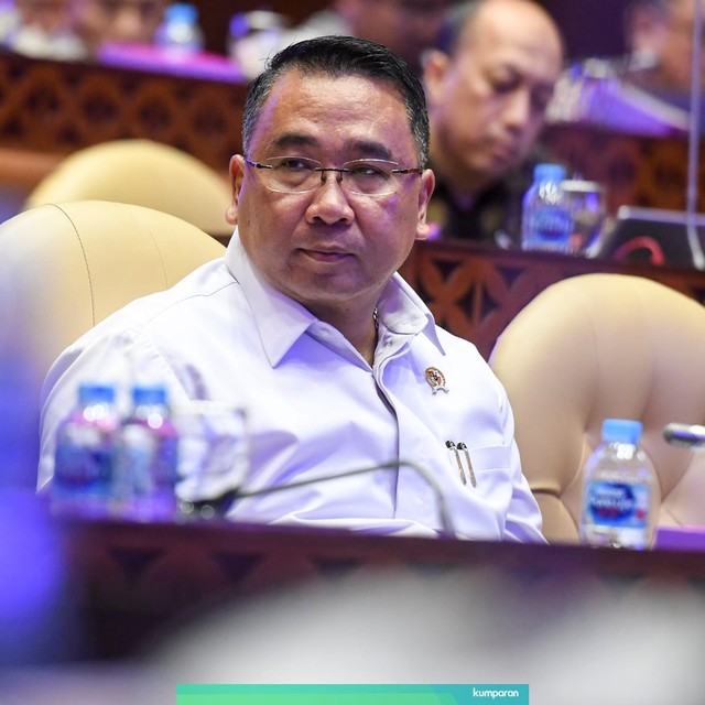 Menteri Desa, Pembangunan Daerah Tertinggal dan Transmigrasi Eko Putro Sandjojo. Foto: ANTARA FOTO/Hafidz Mubarak A