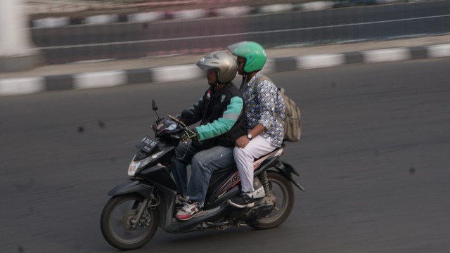 Ilustrasi ojek online. Foto: Fanny Kusumawardhani/kumparan