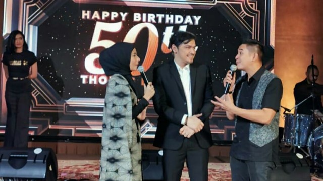 Momen ultah Thomas Djorghi. Foto: (Instagram/meisya__siregar)
