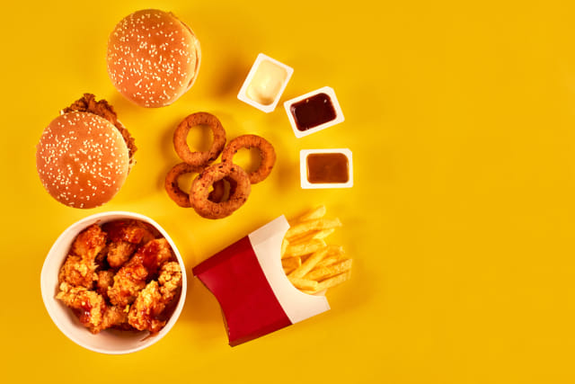 Ilustrasi makanan cepat saji Foto: dok.shutterstock