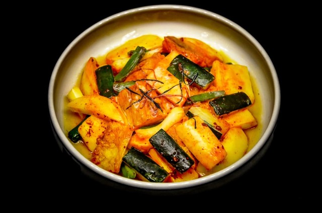 Ilustrasi Ati Ampela Bumbu Kuning. Foto: dok.shutterstock