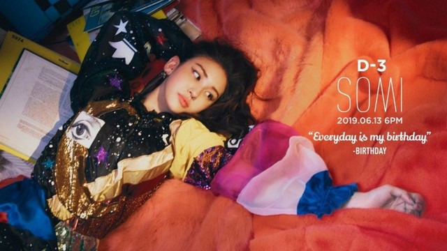 Jeon Somi. Foto: Facebook/@OfficialTHEBLACKLABEL