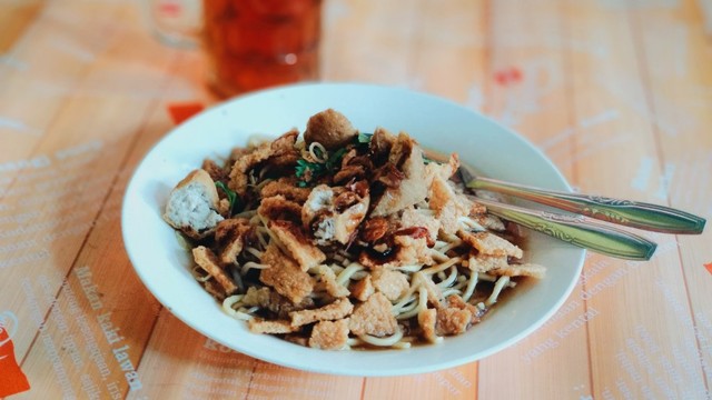 Mi kopyok khas Semarang.  (Foto: Indah Salimin)