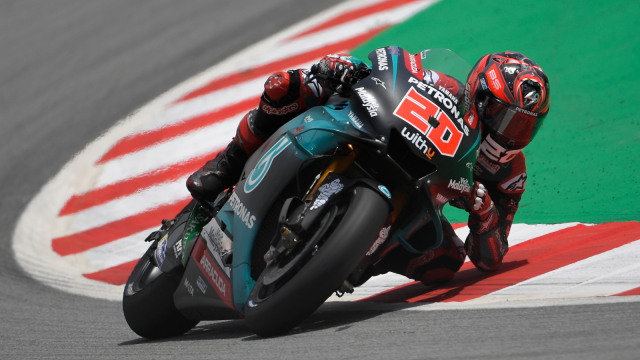 Fabio Quartararo di latihan bebas II GP Catalunya. Foto: AFP/Lluis Gene