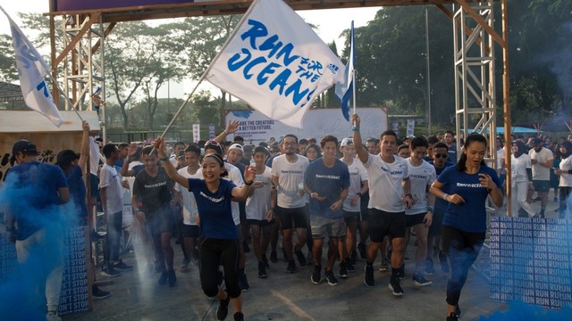 Adidas 'Run For The Oceans' Dok Oliver