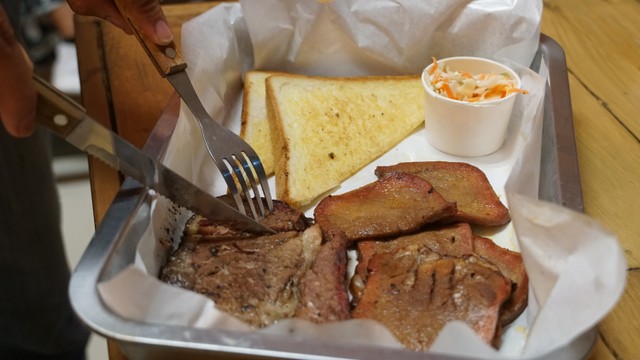 Menu smoked set Biggies BBQ Foto: Safira Maharani/ kumparan