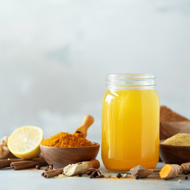 Jamu tradisional Indonesia Foto: Shutterstock