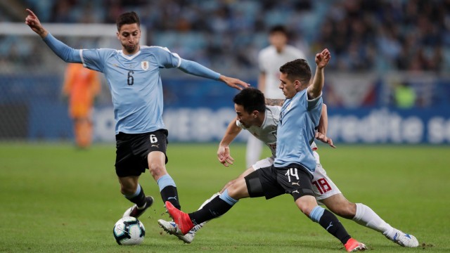 Pertandingan Copa America 2019 antara Uruguay dan Jepang. Foto: REUTERS/Ueslei Marcelino