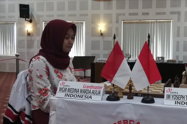 Cerita Medina Aulia, Pecatur Putri yang Selalu Memilih Lawan Putra