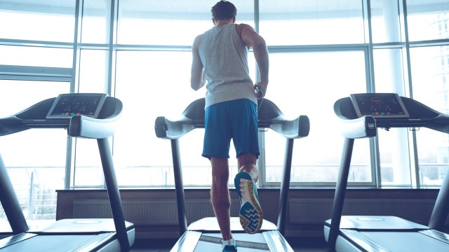 Ilustrasi Fisik di Gym. Foto: Shutter Stock/kumparan