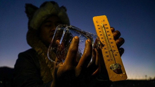 Ilustrasi suhu dingin.  Foto: ANTARA FOTO/Idhad Zakaria