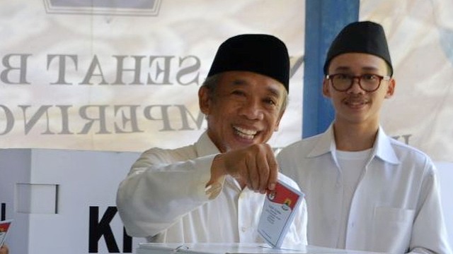 Nurul Qomar (kiri). Foto: Instagram/@haji.nurulqomar