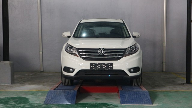 DFSK Indonesia. Foto: Ghulam Muhammad Nayazri / kumparanOTO