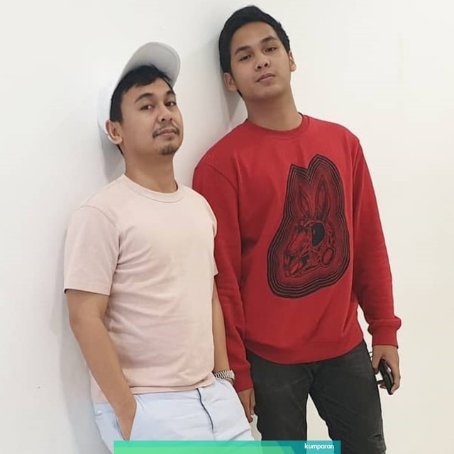 Raditya Dika dan adiknya, Edgar. Foto: Instagram @raditya_dika