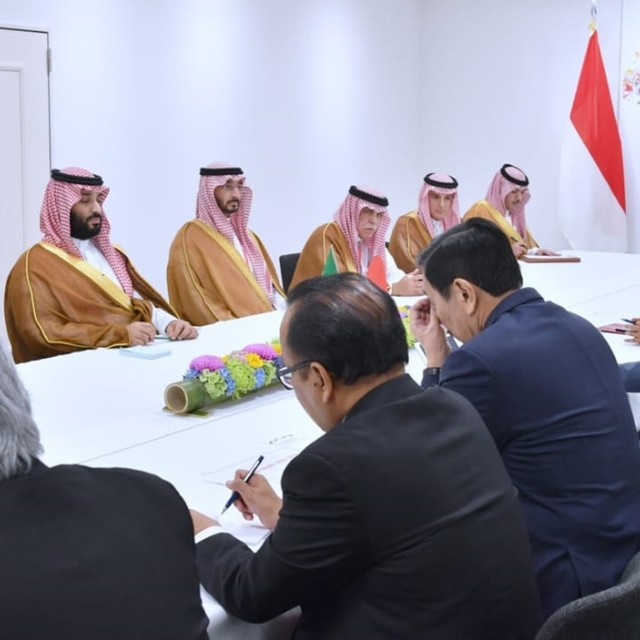 Suasana pertemuan bilateral Indonesia dengan Arab Saudi di KTT G20 di Osaka, Jepang. Foto: Dok. Laily Rachev - Biro Pers Sekretariat Presiden
