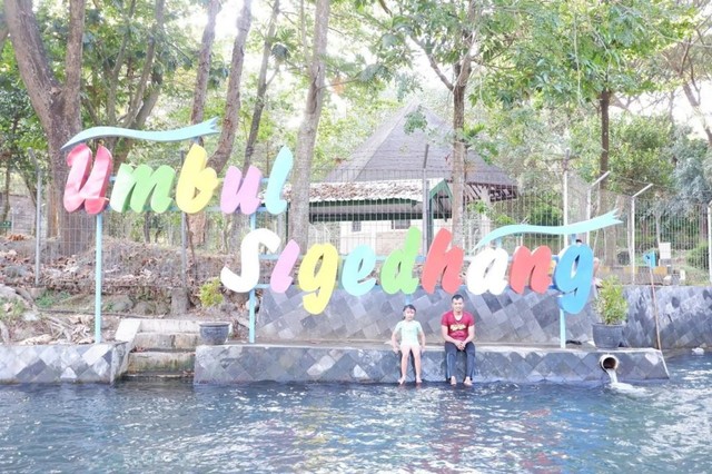 Menikmati Dingin dan Segarnya Mata Air Umbul Sigedhang di Klaten
